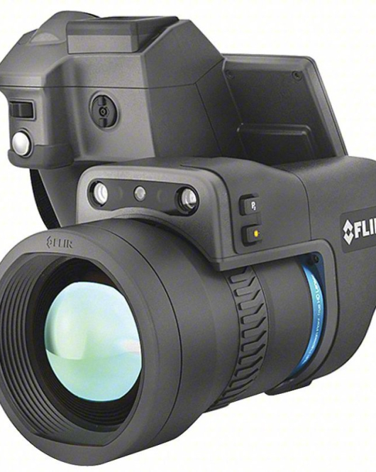 FLIR HD Thermal Imaging Camera Kit with SD Card, USB & Wireless – Multi Lens 12° x 9° / 28° x 21° / 45° x 34°