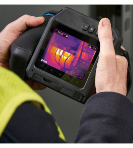 FLIR T500 Infrared Thermal Camera 640 x 480 with SD Card, USB &amp; Wireless – 14° x 10° FOV, Digital Display &amp; Sound Alarm